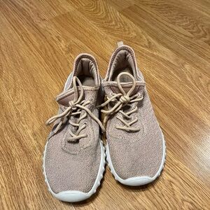 Free w/ $15 purchases Primark Women's Knit Lace-Up Sneakers in Blush Pink